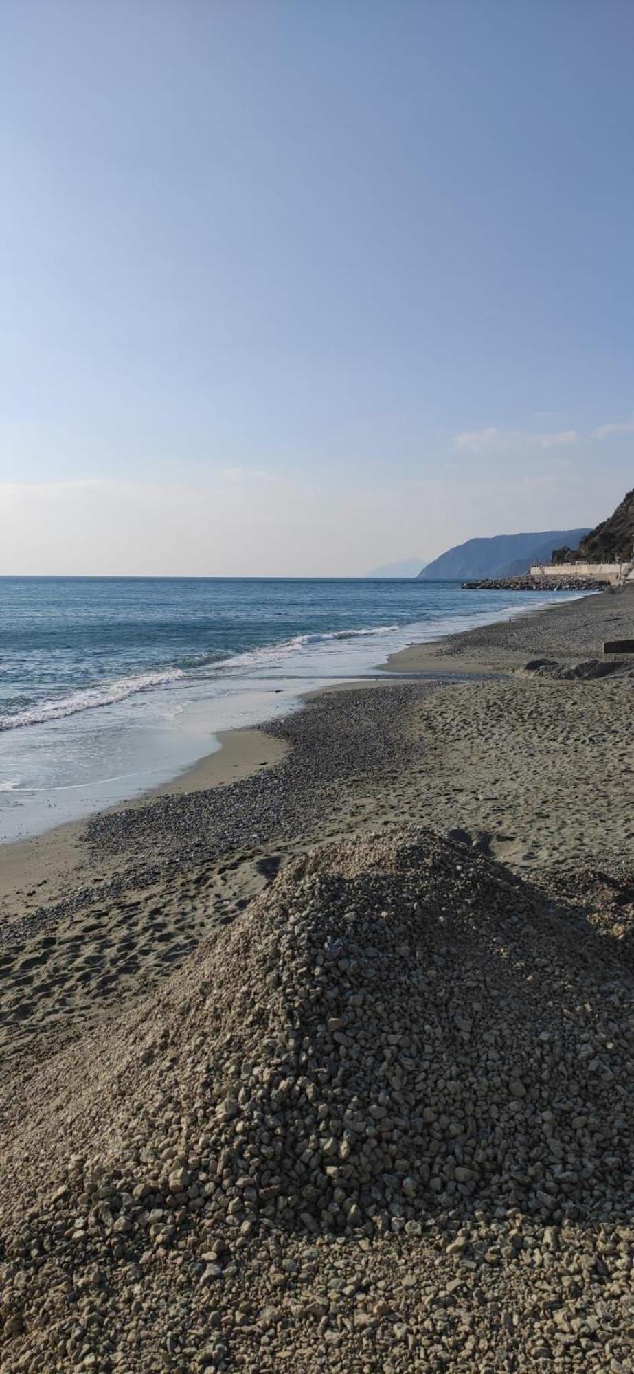 Leo Holiday Homes Deiva Marina Exterior photo